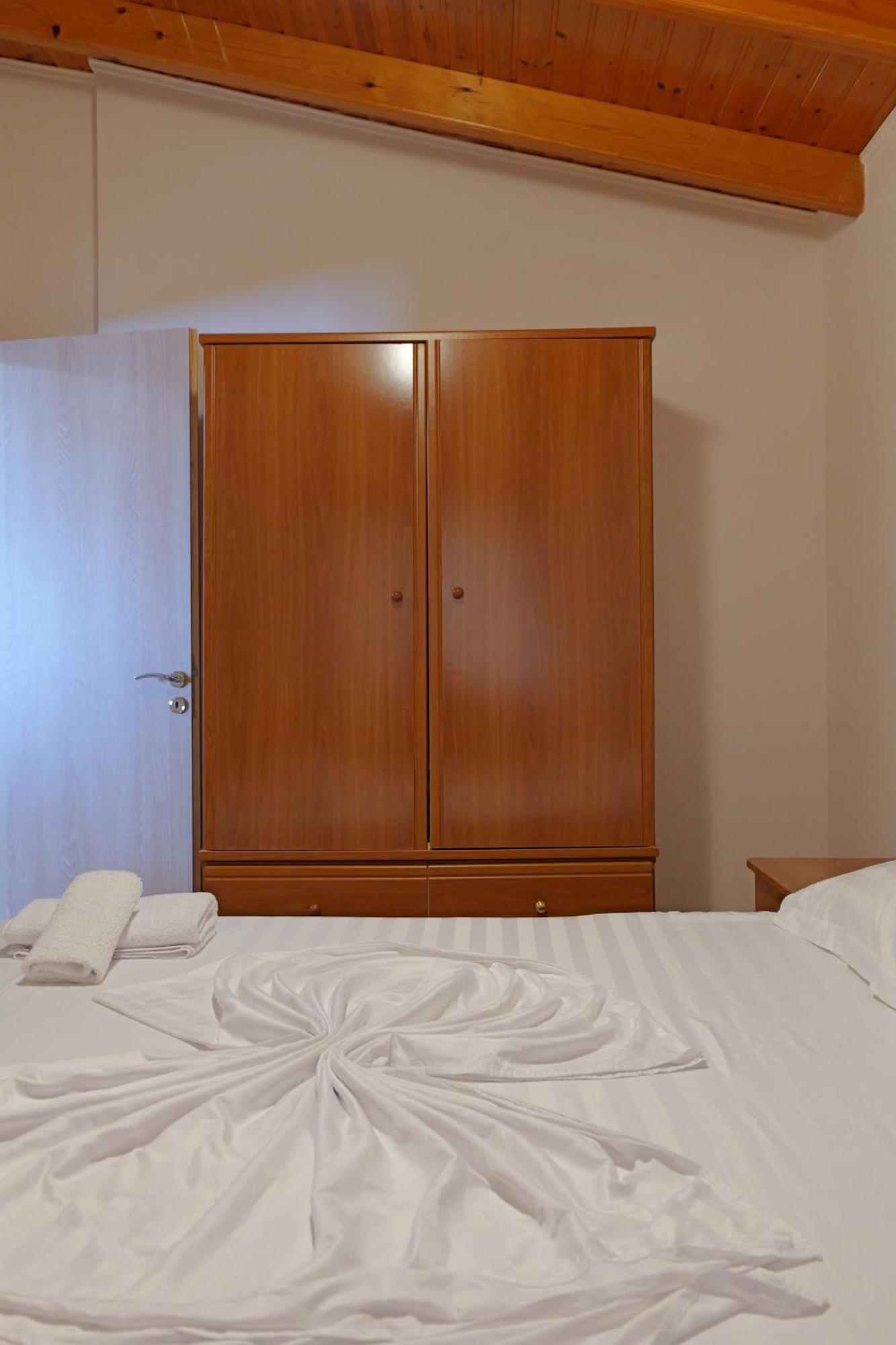Arthur'S 4Apartments Борш Екстериор снимка