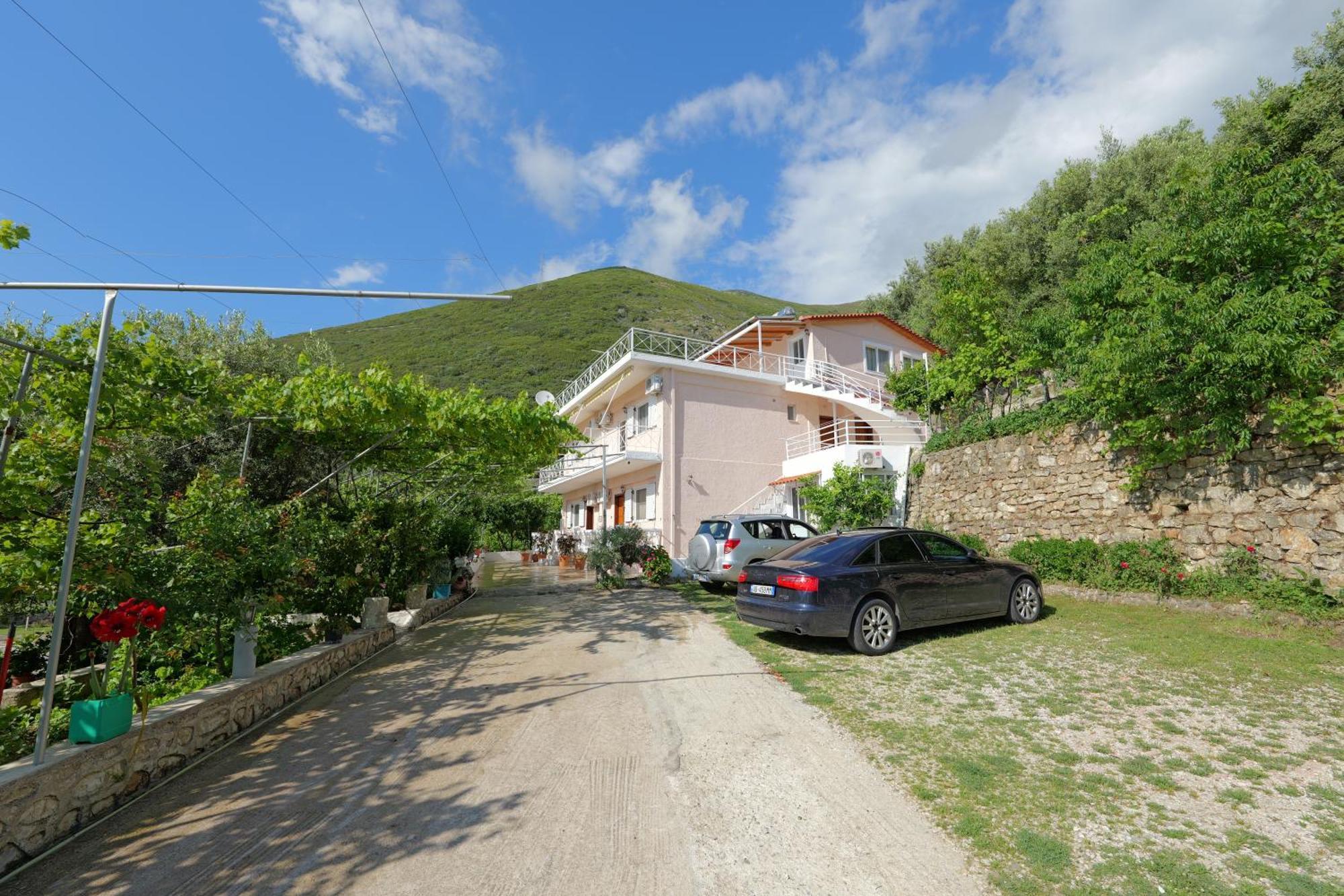 Arthur'S 4Apartments Борш Екстериор снимка