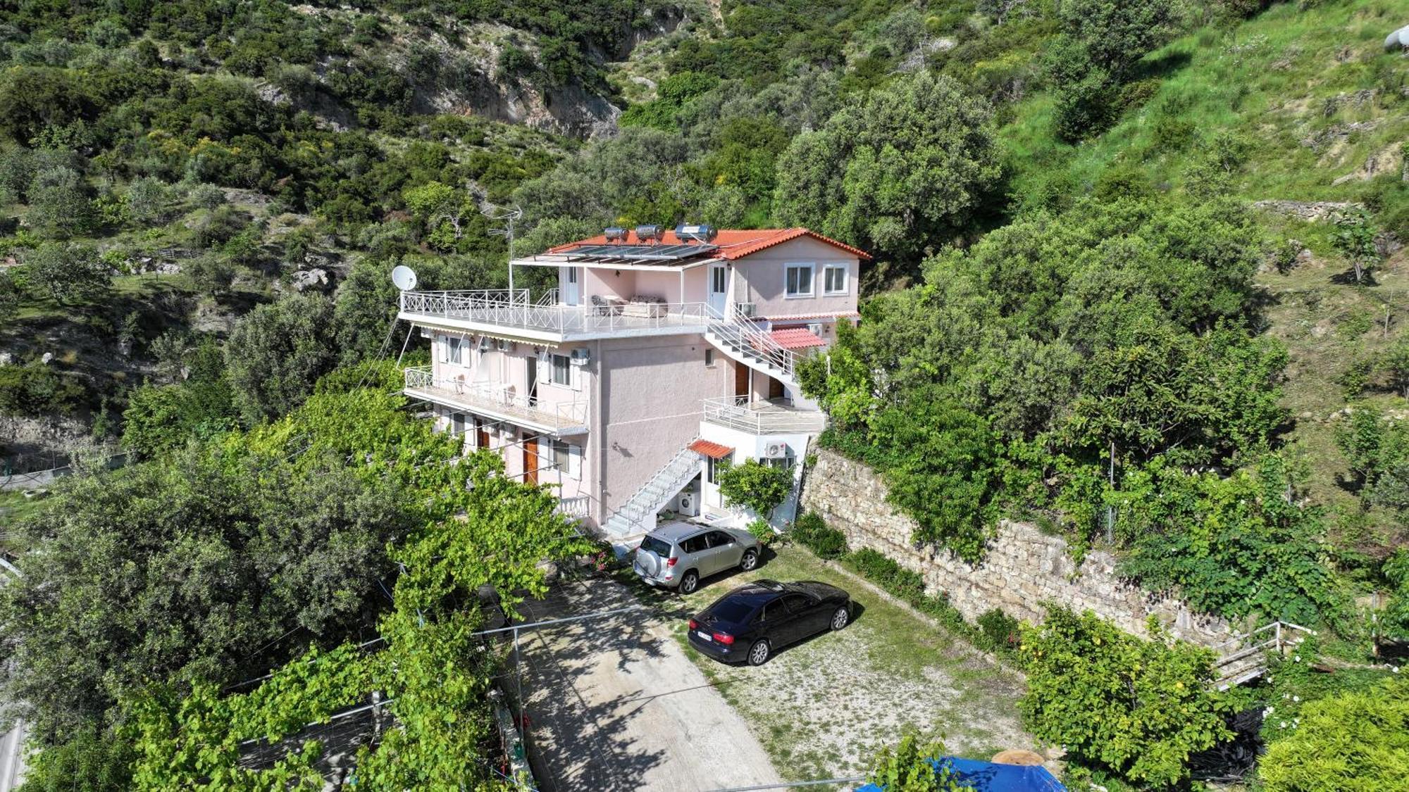 Arthur'S 4Apartments Борш Екстериор снимка